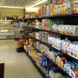 Basic + organic items. Seedsprinting.com.  Image