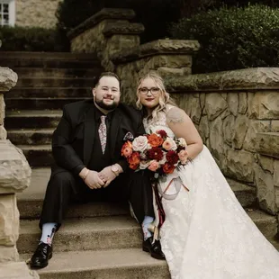 Wedding photos in the courtyard.