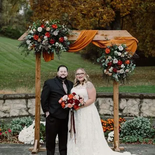 Wedding in the courtyard where