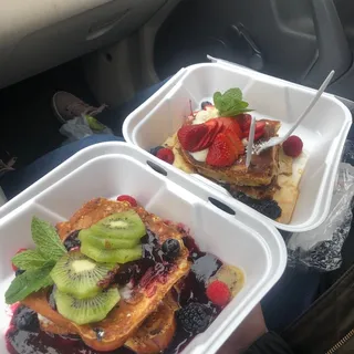 Blackberry & Kiwi French Toast