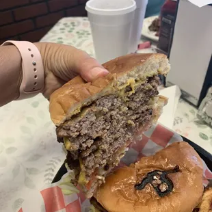 Cheeseburger