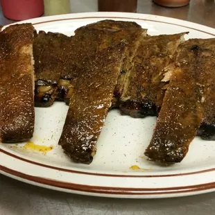 ribs on a plate