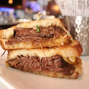 Short-Rib Grilled Cheese, 
Caramelized Onions, Muenster Cheese, Toasted Ciabatta, House-Cut Fries