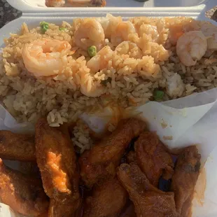 Very mild wings and shrimp fried rice.