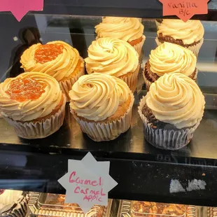 Caramel cupcakes. Delicious!!!
