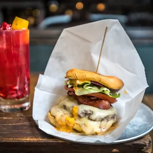 Bua Burger with bacon, cheese and special sauce