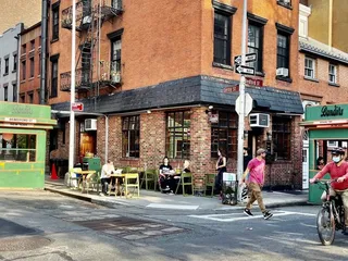 Bandits Diner - Dive