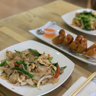 Pad Kee Mao Lunch Special