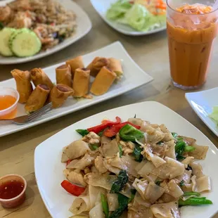 noodle soup, ramen and noodles, food, ramen, noodle dish, noodles