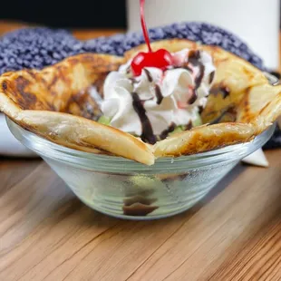 Roti with ice cream
