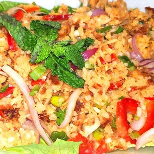 Nam Khao Salad