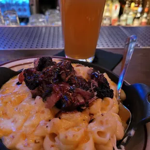 Beef brisket with Mac and cheese with a pint of Goose IPA for $25.