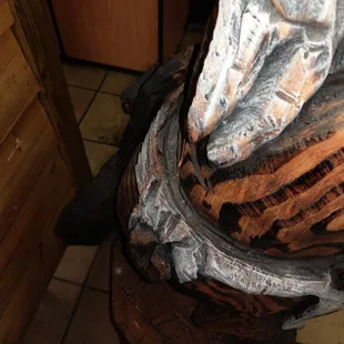 A roach hanging out on the pig. Smokey as heck inside. Watched cook drop a bag of food and serve it. Told them about the roach, did nothing.