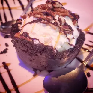 Delicious Desserts like the Turtle Mud Pie
