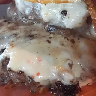 Bacon Guacamole Burger*