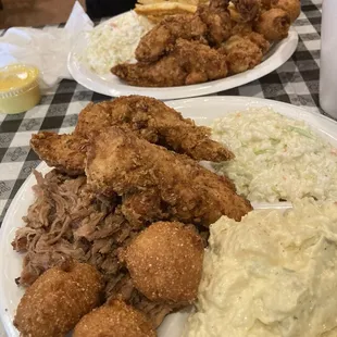 B&amp;B Combo Plate Bash Chicken