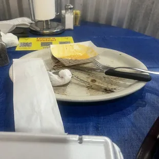 The other aftermath.....was a ribeye steak, mac n cheese, pinto beans and roll and oh yeah forgot we ate the salads already........