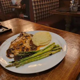 Chicken Madeira, asparagus , mashed potatoes.