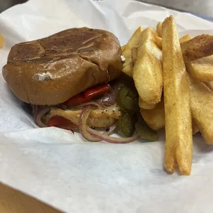 Fajita cheeseburger - pepper jack cheese, grilled bell pepper, jalapeño, and onions.