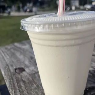 Vanilla milk shake-basic