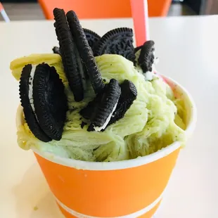 Green tea shaved snow with Oreos.