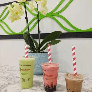 We offer 3 sizes to our drink menu: Small 8oz, Medium 16oz and Large 24oz to fit any size of appetite.