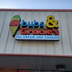 Bubs and Gracie's Ice Cream and Cookies