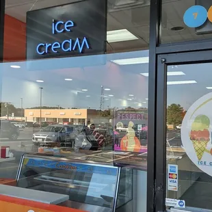 Bubs and Gracie's Ice Cream and Cookies