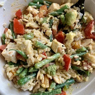 Paleo bowl with brown rice and tofu