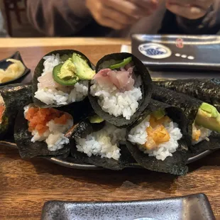 Hand rolls