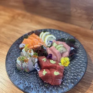 sushi, sashimi, sushi and sashimi, food