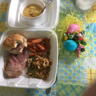 Easter dinner... yum !!!