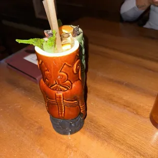 oysters and mussels, drink