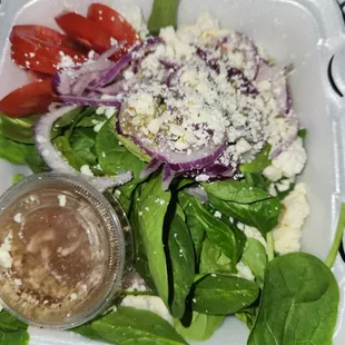 Greek salad no black Olives