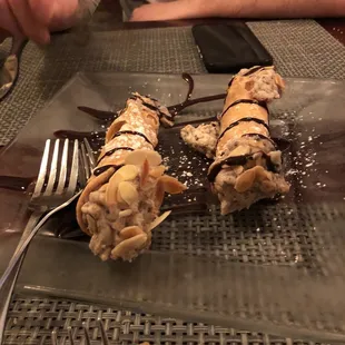 Cannoli&apos;s