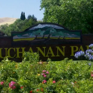 Buchanan Park entrance