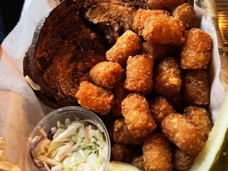 O'Donoghue's Irish Pub