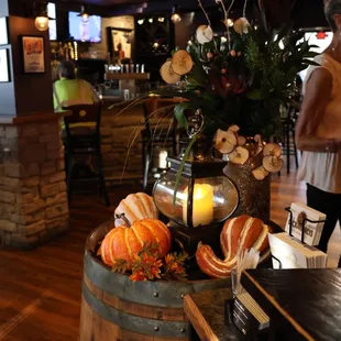 oysters and mussels, interior