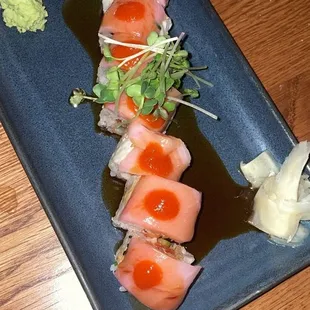 Hamachi and salmon roll