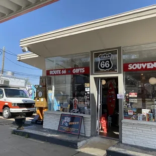 Come get your gifts!