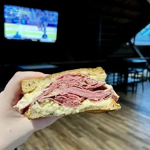 Paulie&apos;s Pastrami