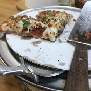 Deluxe pizza