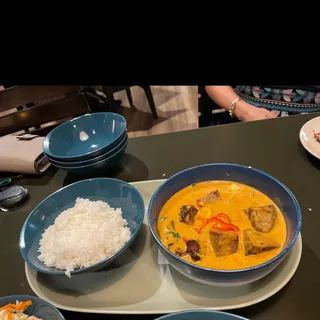 Red Curry Brisket (L)