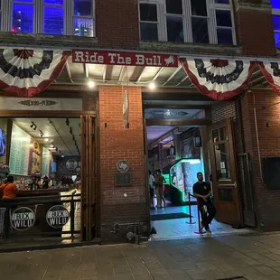 the entrance to the restaurant