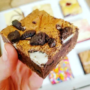 Cookies &amp; Cream Brownie