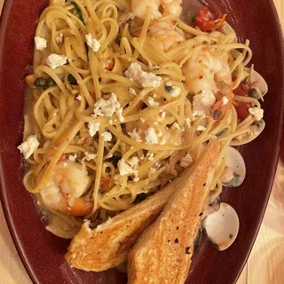 LARRY'S LINGUINE