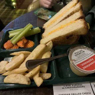 CHEDDAR GRILLED CHEESE