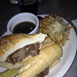 French Dip sammich, garlic fries, Snow Cap Ale...das a good lunch right there!!