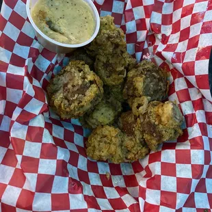 Fried mushrooms with horseradish gravy