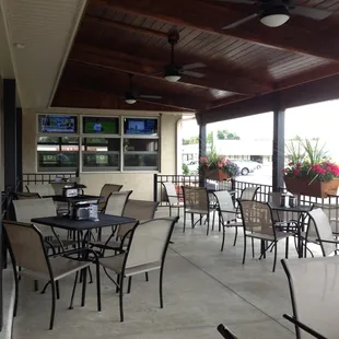 Outdoor patio with TV viewing